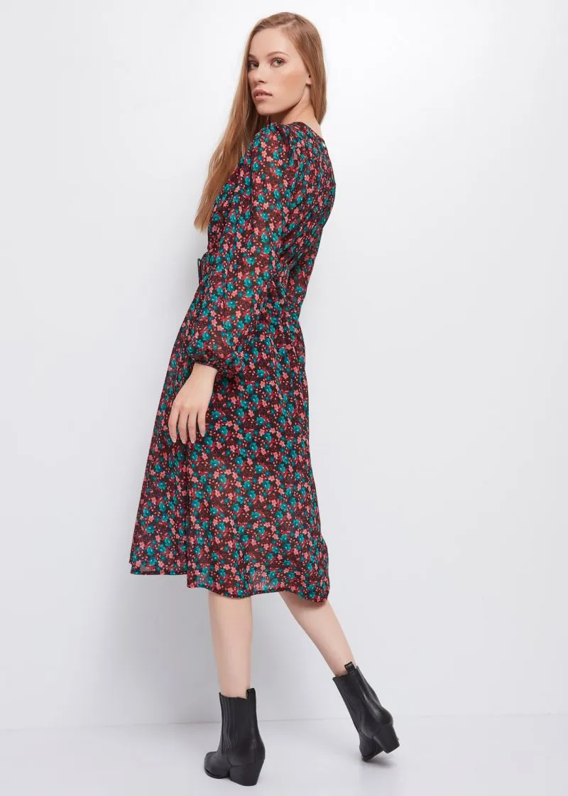 221_221ND15021_228984-01-P02