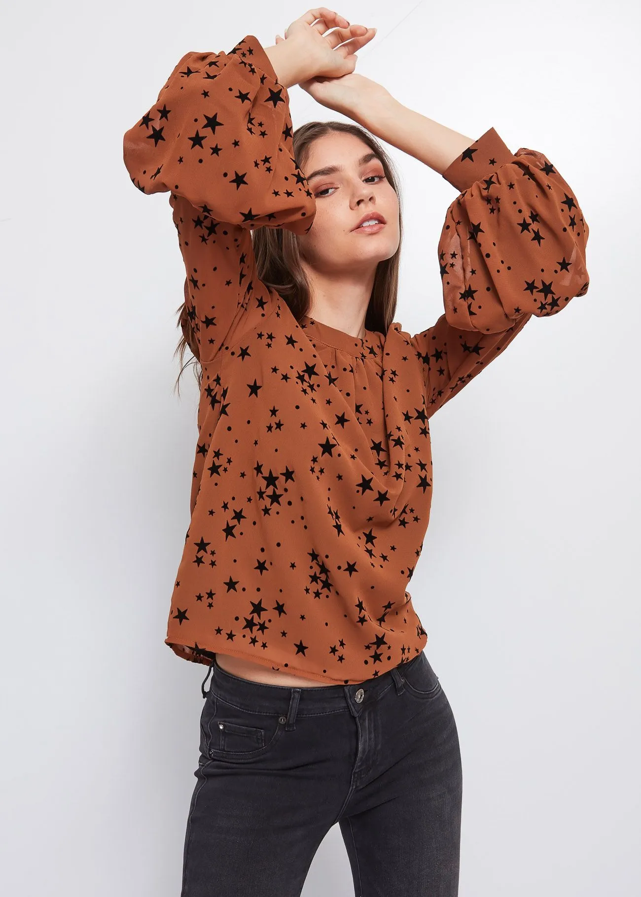 221_221ND45013_3310-P01