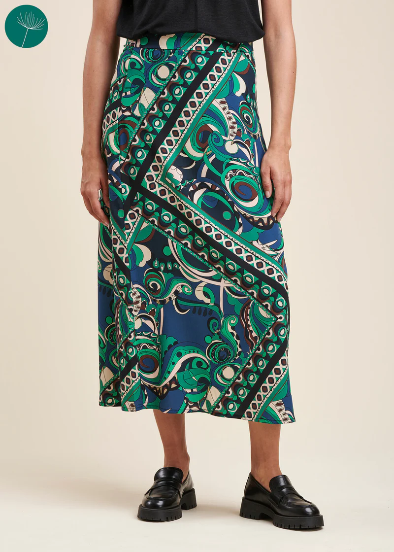 FG-JU-CLODIA-T_1234-a_800x