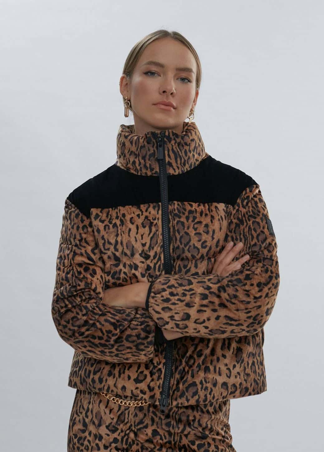 plumon-velvet-leopardo