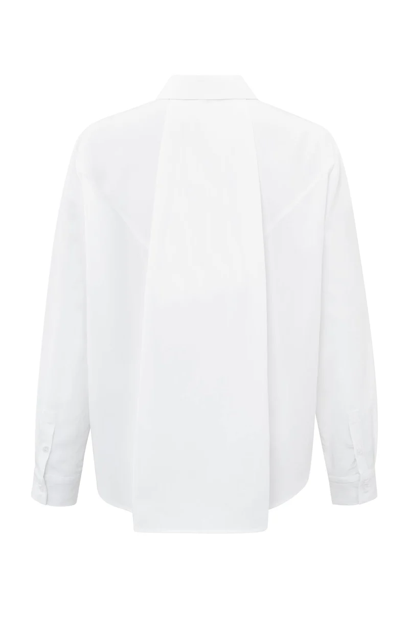 modern-white-blouse-with-long-sleeves-and-a-classic-collar-pure-white_4b4a4bf4-2afb-4ec1-a842-381161925965