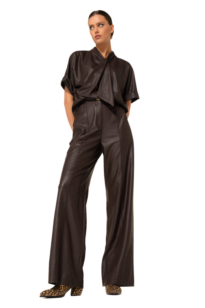 d2df177435594ff998f3f54230d9f7c4_1000x1000