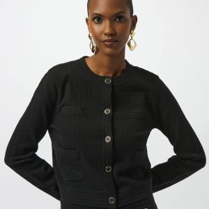 Chaqueta de punto con cuello redondo y botones al frente
