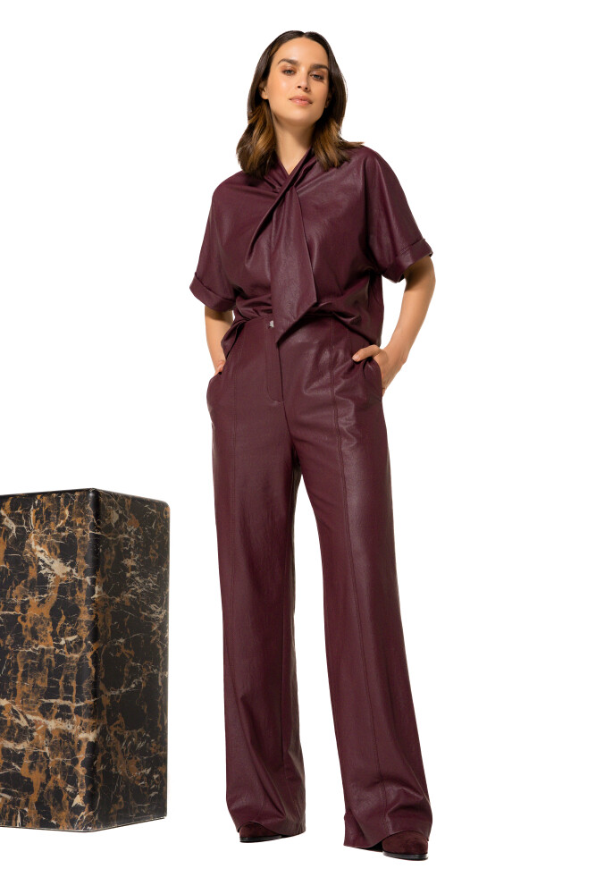 6081dde5fe5143409023e4c301bc456d_1000x1000