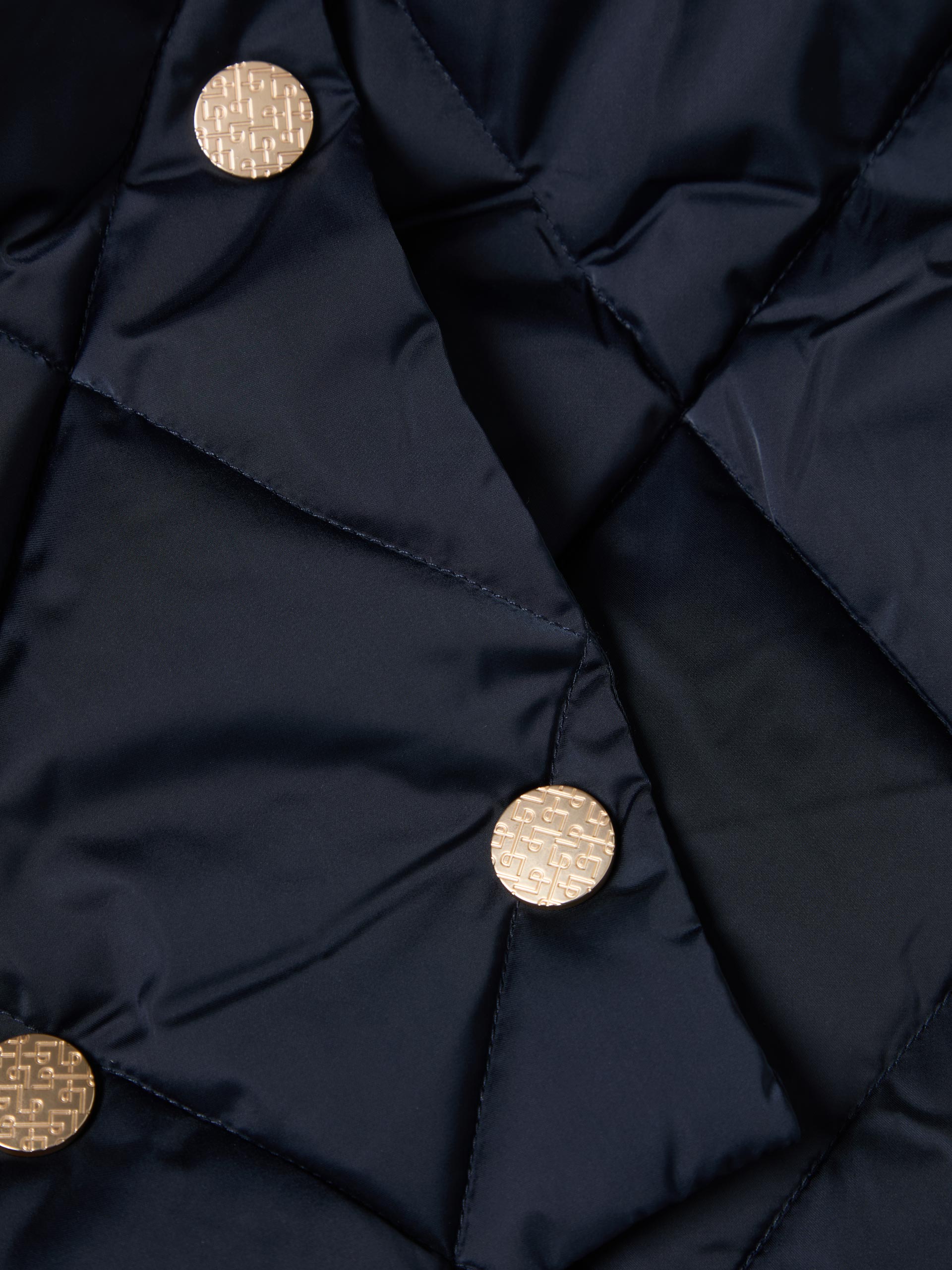 1758188472_766537d12d0aaeb66d4d9a5019aaa998