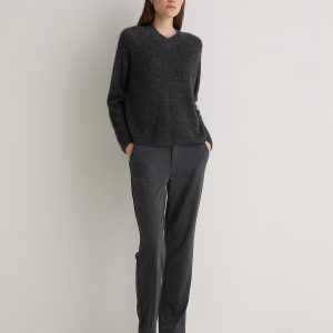 Pantalón regular fit espiga antracita