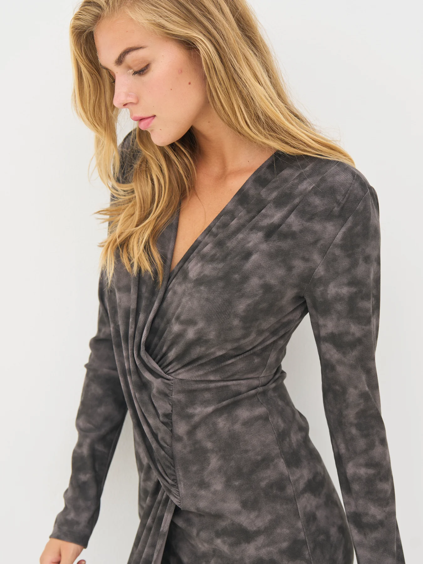 BETTY_dress-Dresses-8625-23-989_iron_grey-5_1350x1800