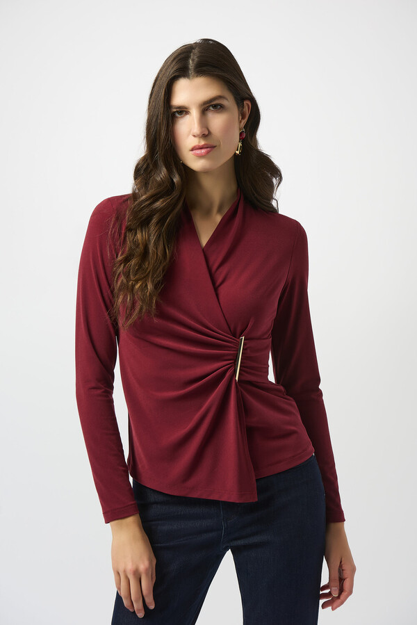 joseph-ribkoff-tops-merlot_253020d_2_ebe8_details (1)