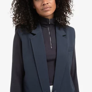 Blazer corto sin mangas con efecto doble capa
