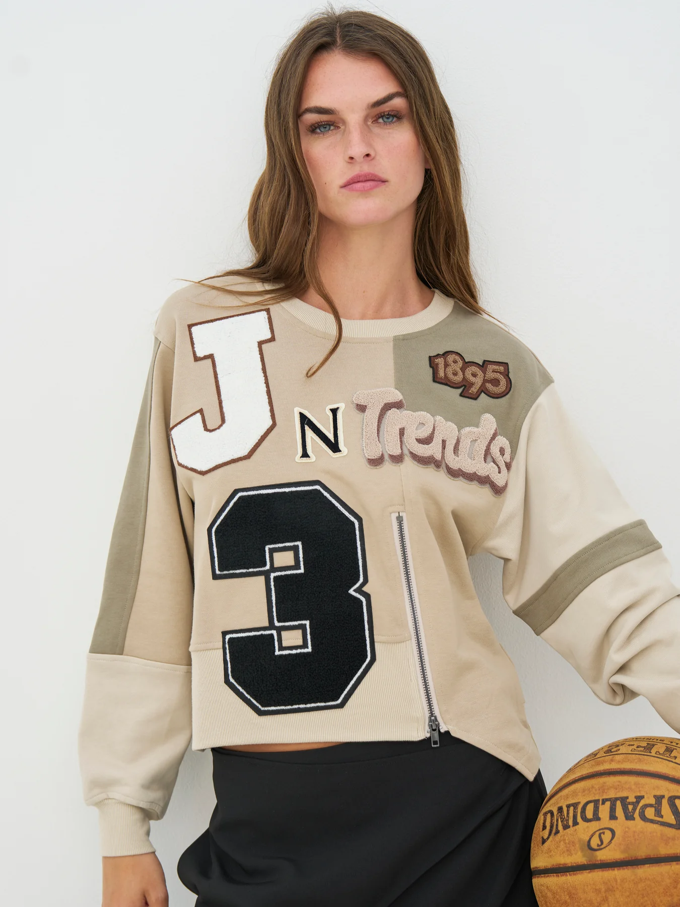 COLLY_Sweat-Blouses-8713-50-112_Bone_mix-1_1350x1800