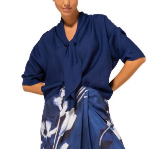 Blusa fluida con pañuelo incorporado CAROLINE BISS