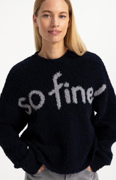 knitted-sweater-with-artwork-1_03736946-9131-4d58-aa67-c67b5278c5c5