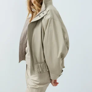 Chaqueta extragrande con cuello alto YAYA