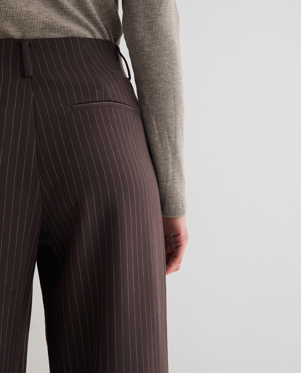 PANTALONES RECTOS RAYA DIPLOMÁTICA YERSE - Imagen 4