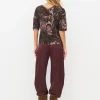 ENOLA_Tee-Tops_and_T-shirts-8931-50-608_Rose_Snake-4_1350x1800