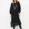 ERIN_Tee-Tops_and_T-shirts-8935-50-Black-2_1350x1800