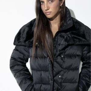Anorak corto con doble cuello LOLA CASADEMUNT (disponible en color CAMEL)
