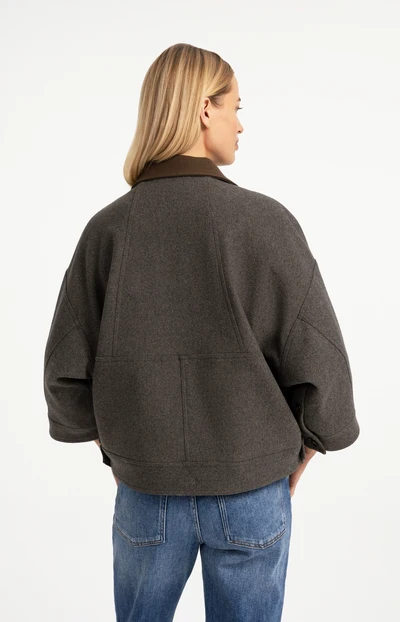 oversized-wool-blend-jacket-with-contrast-collar_bec3ed5d-9ead-4099-b602-9dd25512baaf