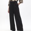 Pantalón palazzo con detalle flor LOLA CASADEMUNT - Thumbnail Image 4