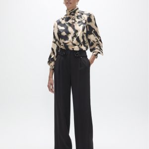 Pantalón palazzo con detalle flor LOLA CASADEMUNT
